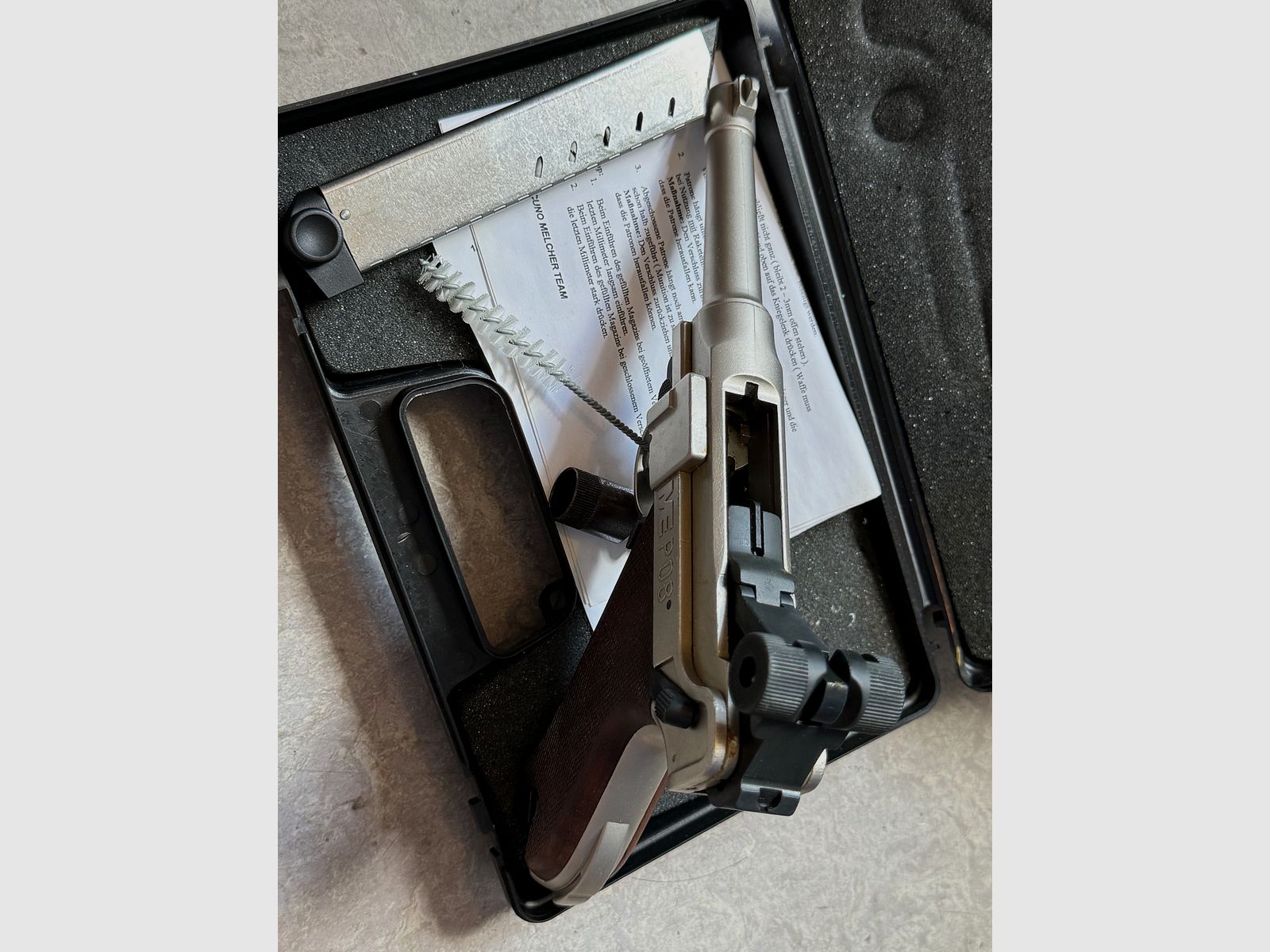 Rzadka ME P08 Luger pistolet alarmowy 9 mm P.A.K. w kolorze srebrnym