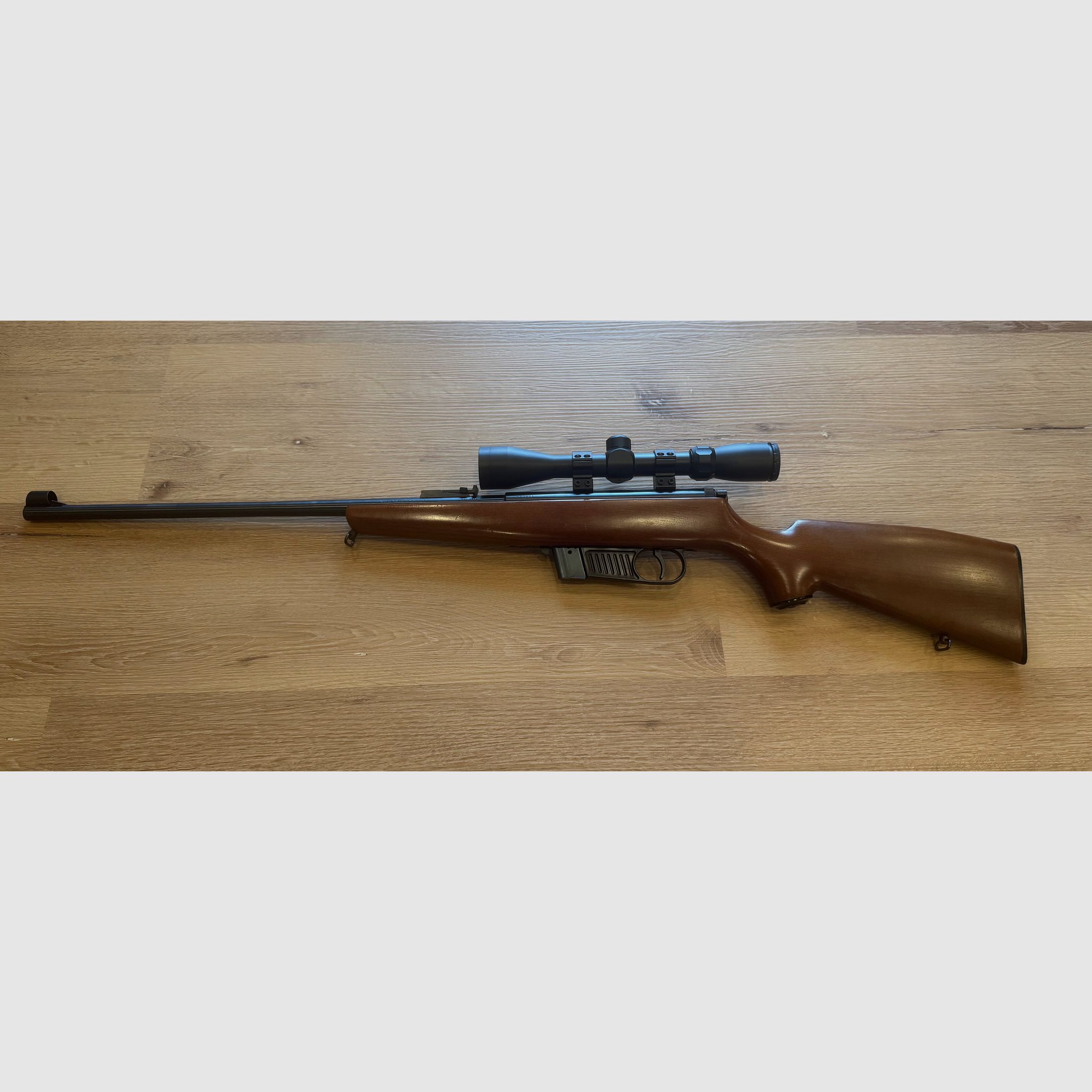 Voere .22lr semi-automatic rifle