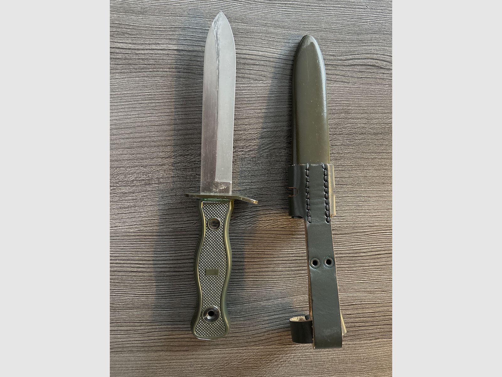 Kampfmesser der Bundeswehr (altes Modell) Von TSR