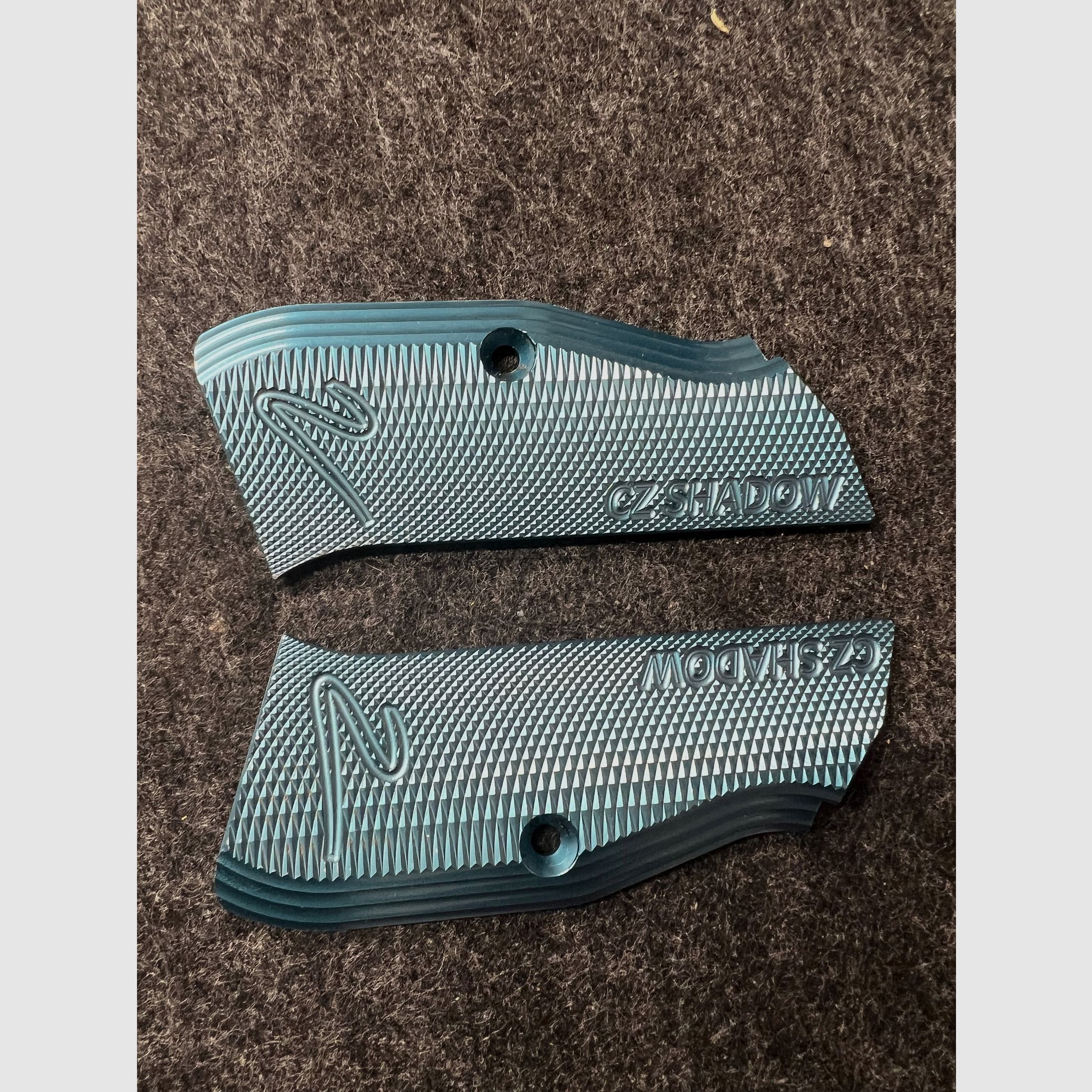 CZ Shadow 2 original manici in alluminio blu (Palm Swell / grande)