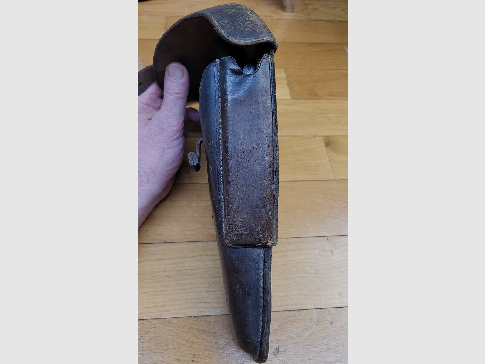 Außergewöhnliche Luger P08 Kriegsmarine Pistole – Weniger als 3900 Exemplare – Mauser S/42 Fertigung von 1938 – Kriegsmarine Holster und Originalschlüssel – Sehr seltenes Set in perfektem Zustand!, Bild 36 von 42