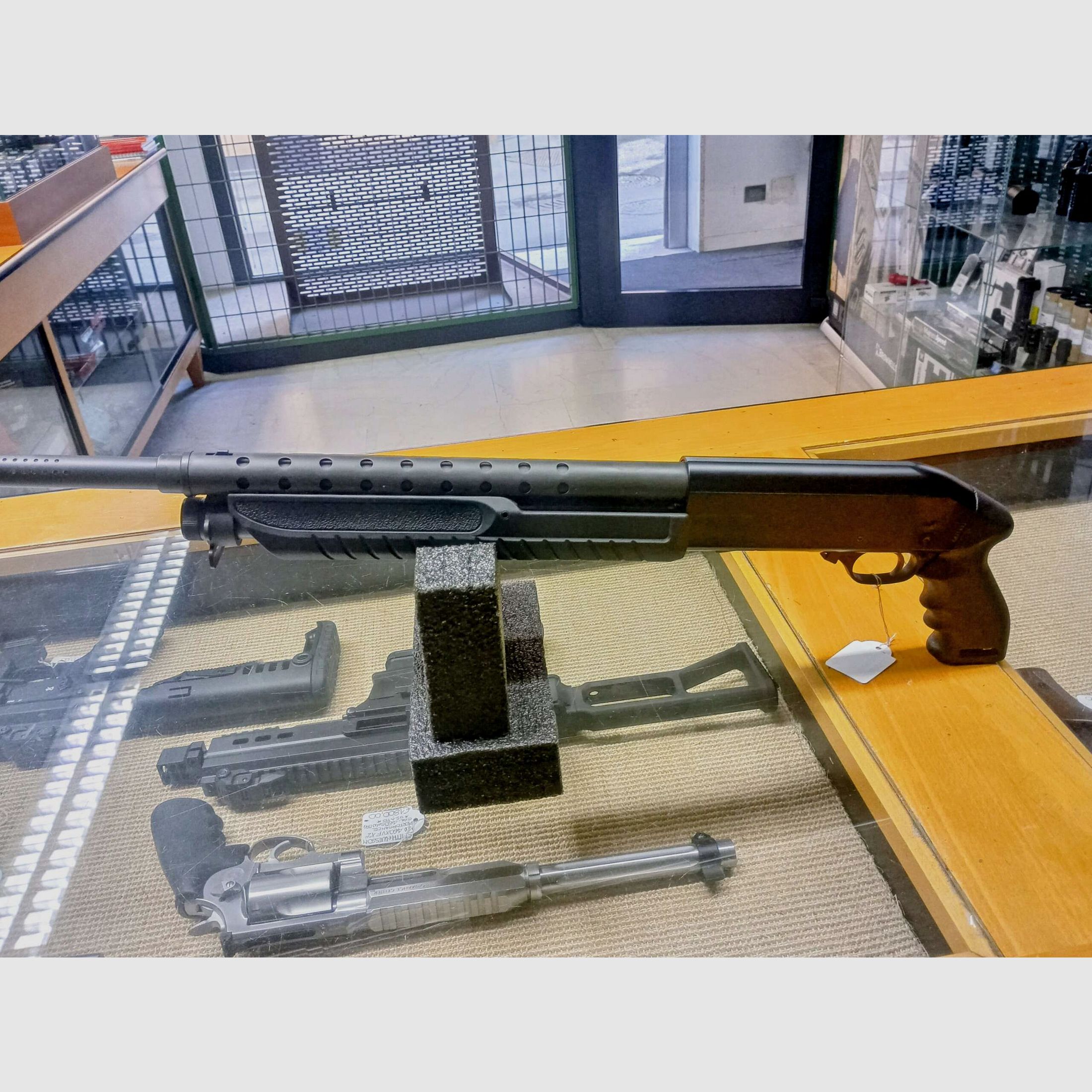 PUMP GUN FABARM SDASS MARTIAL 18″ cal.12/76 (used), image 2 of 5