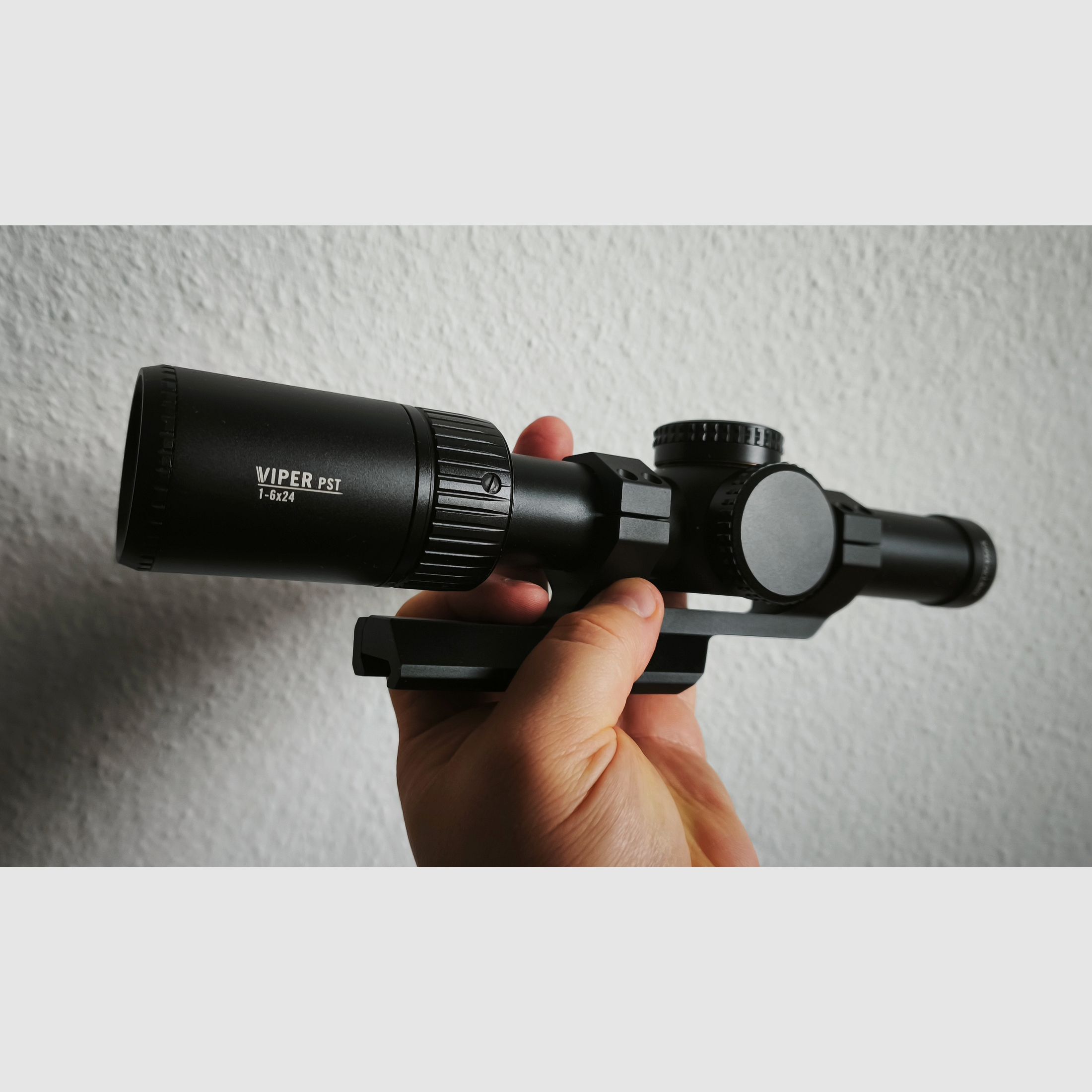 (SET) Vortex Viper PST Gen II 1-6x24 VMR-2 MRAD avec montage Vortex