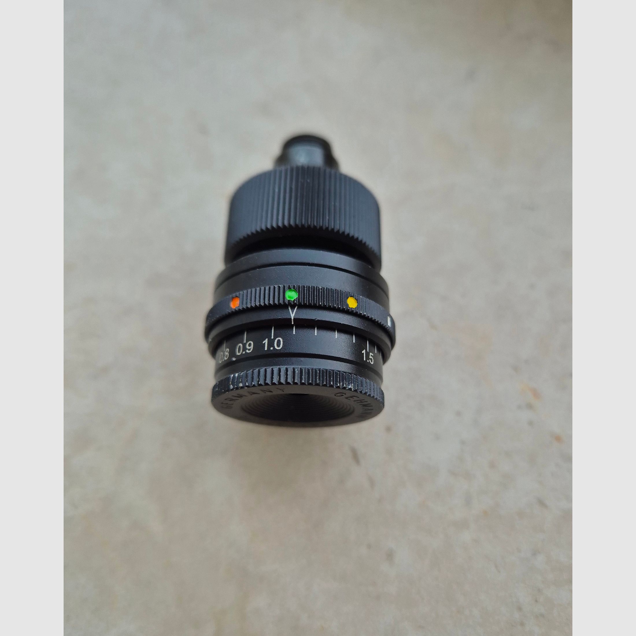 Iris réglable Gehmann avec filtres colorés et dioptrie