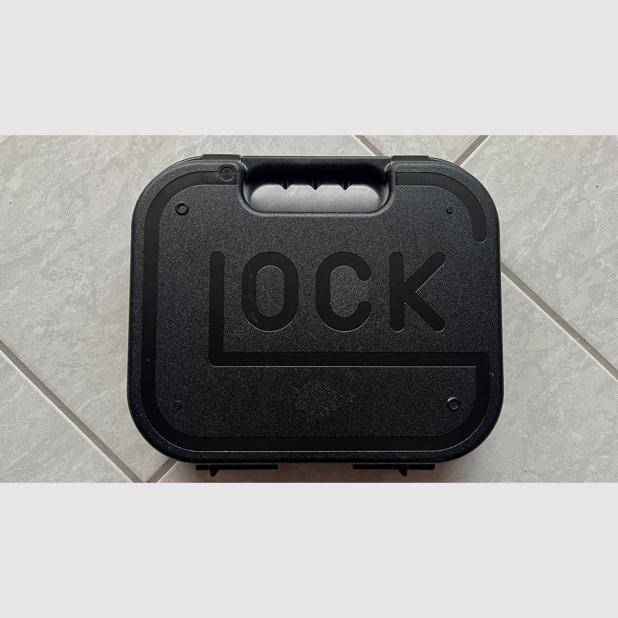 Glock 17 Gen 5 9mm P.A.K. Erste Edition Umarex - Neuzustand - mit originalem Glock Koffer und Zubehör (Vollständiges Set)
