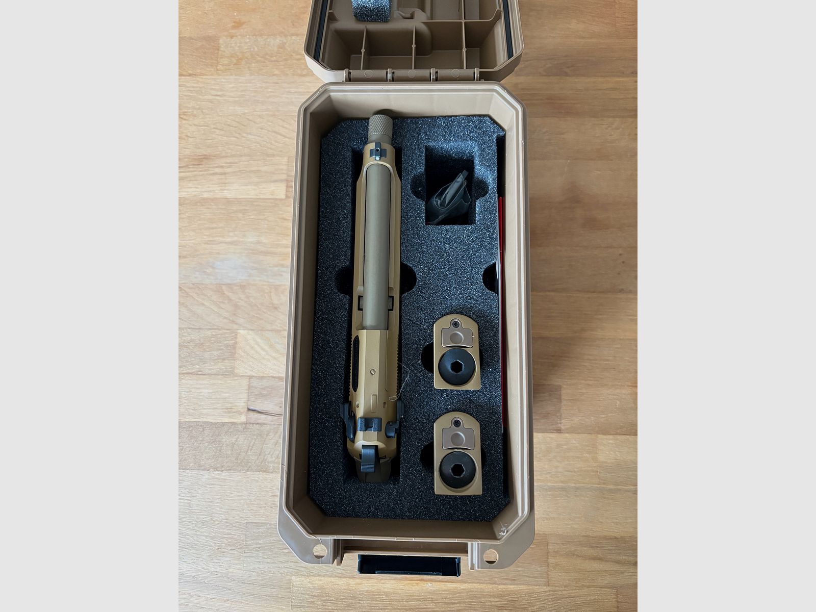 Airsoft Beretta M9 A3 FDE limited set