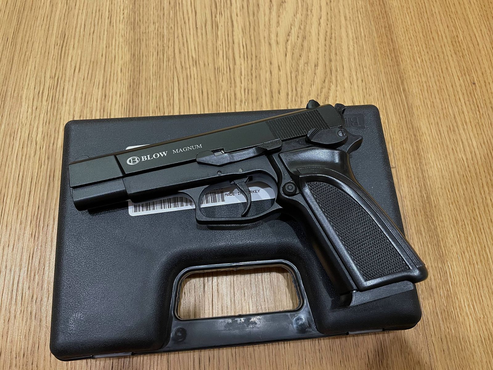 BLOW Magnum 9mm P.A.K. Schreckschusspistole Browning Hi-Power Stil