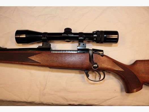 Antonio Zoli repeater with left-hand system and left-hand stock.