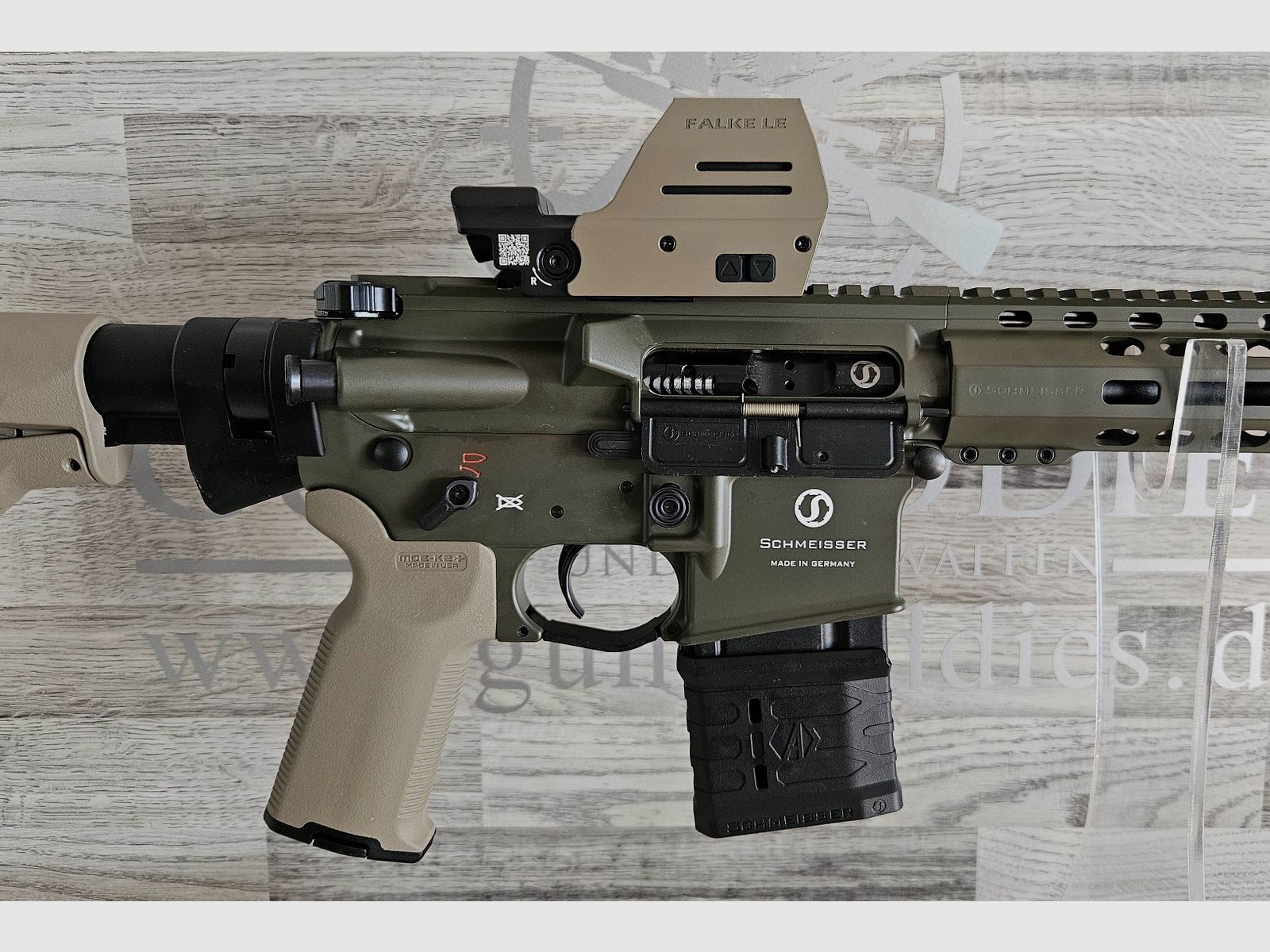 Schmeisser AR15 M4FL 14,5" OD Green Sondermodell MAGPUL Kal. .223Rem mit Optik - versandkostenfrei - Neuware vom Fachhandel