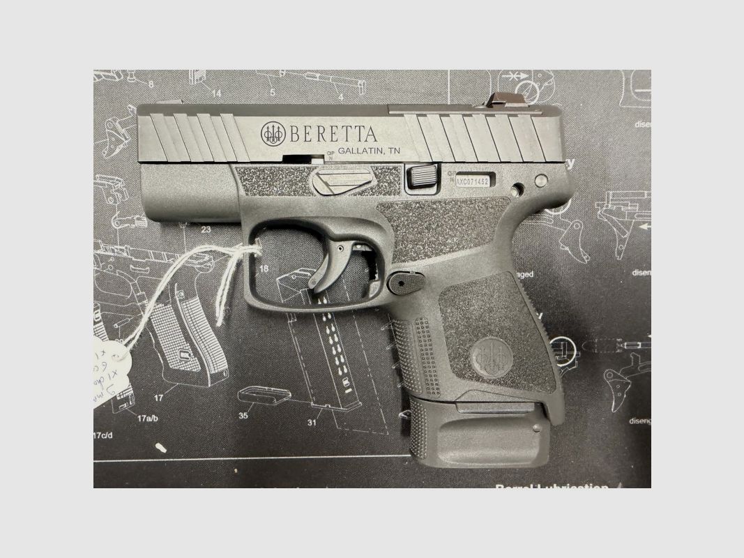BERETTA APX A1 CARRY SCHWARZ 9MM gebraucht, Bild 1 von 3