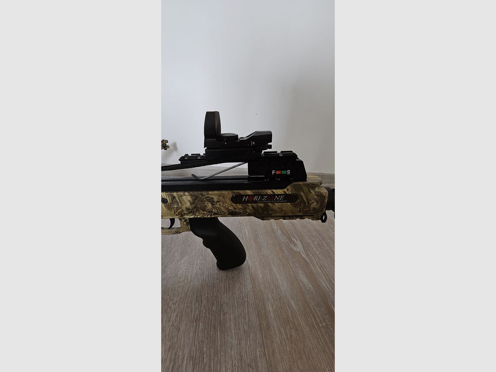 Hori-Zone Rage Elite Recurve Armbrust