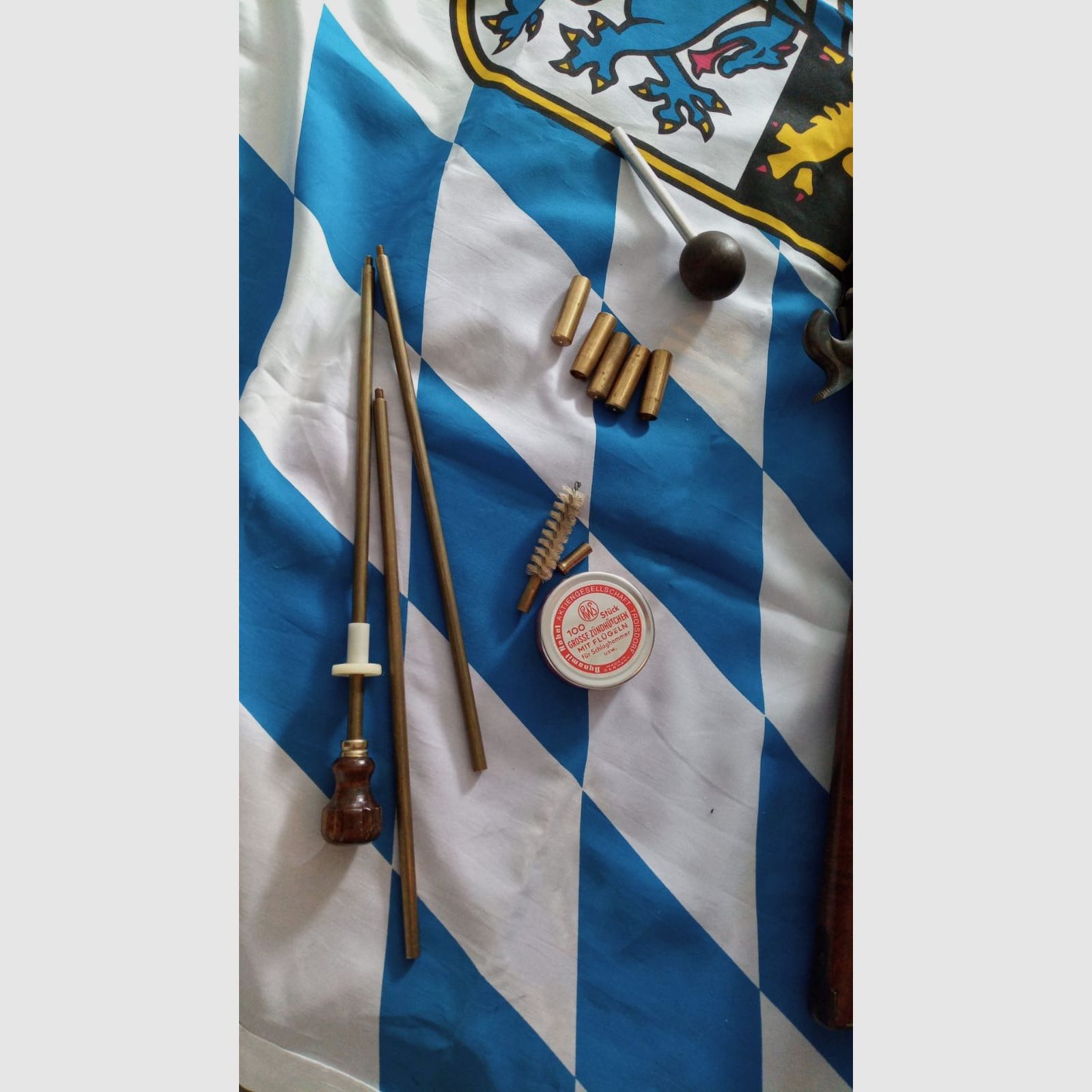 Pedersoli Perkussions-Hinterladergewehr Sharps Mod. 1859 Sniper 30" Kal.45/70 Perk. Länge: ca. 118cm Lauflänge: ca. 74,5cm, Gewicht: ca. 4,5kg