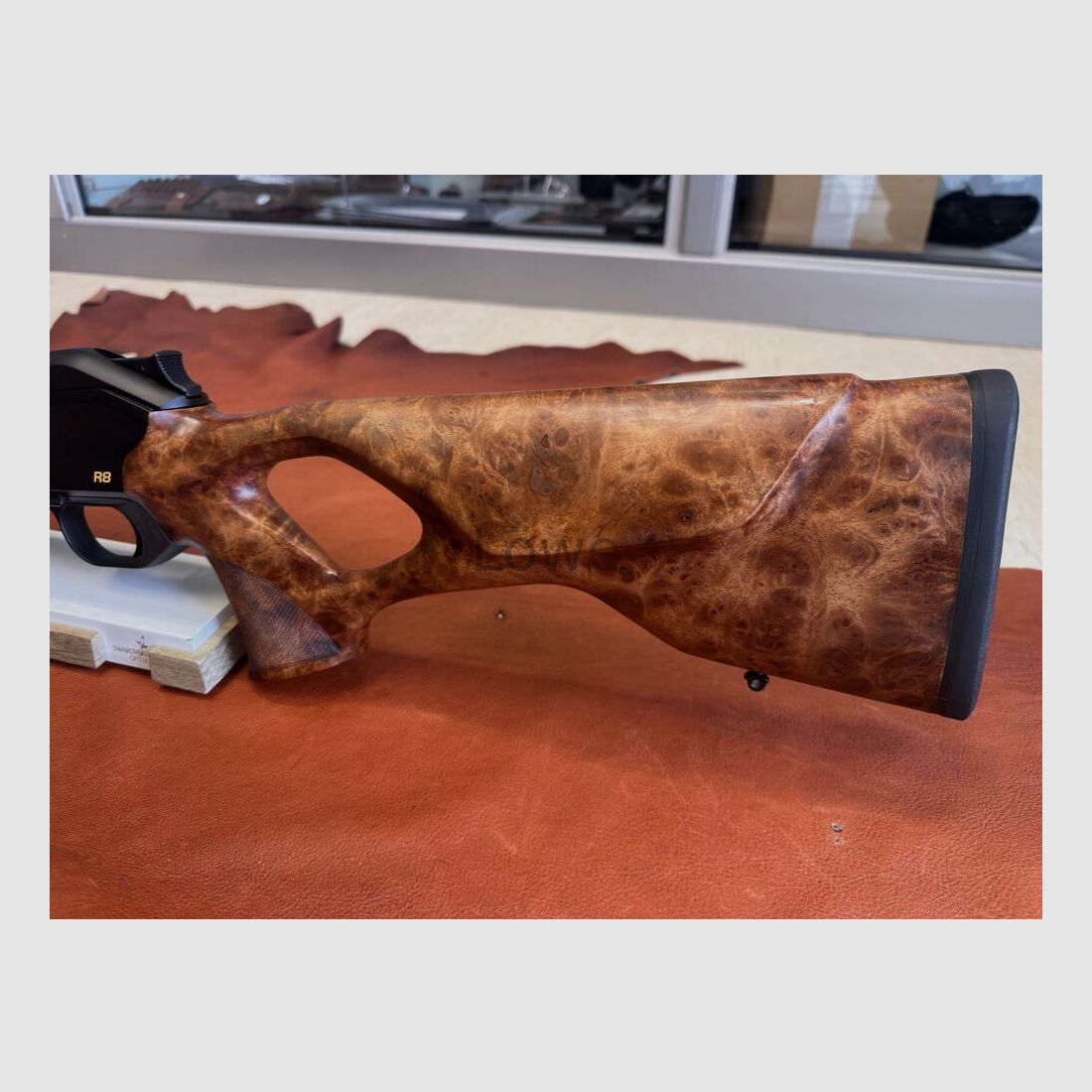 Blaser R8 Ultimate Holzklasse 10