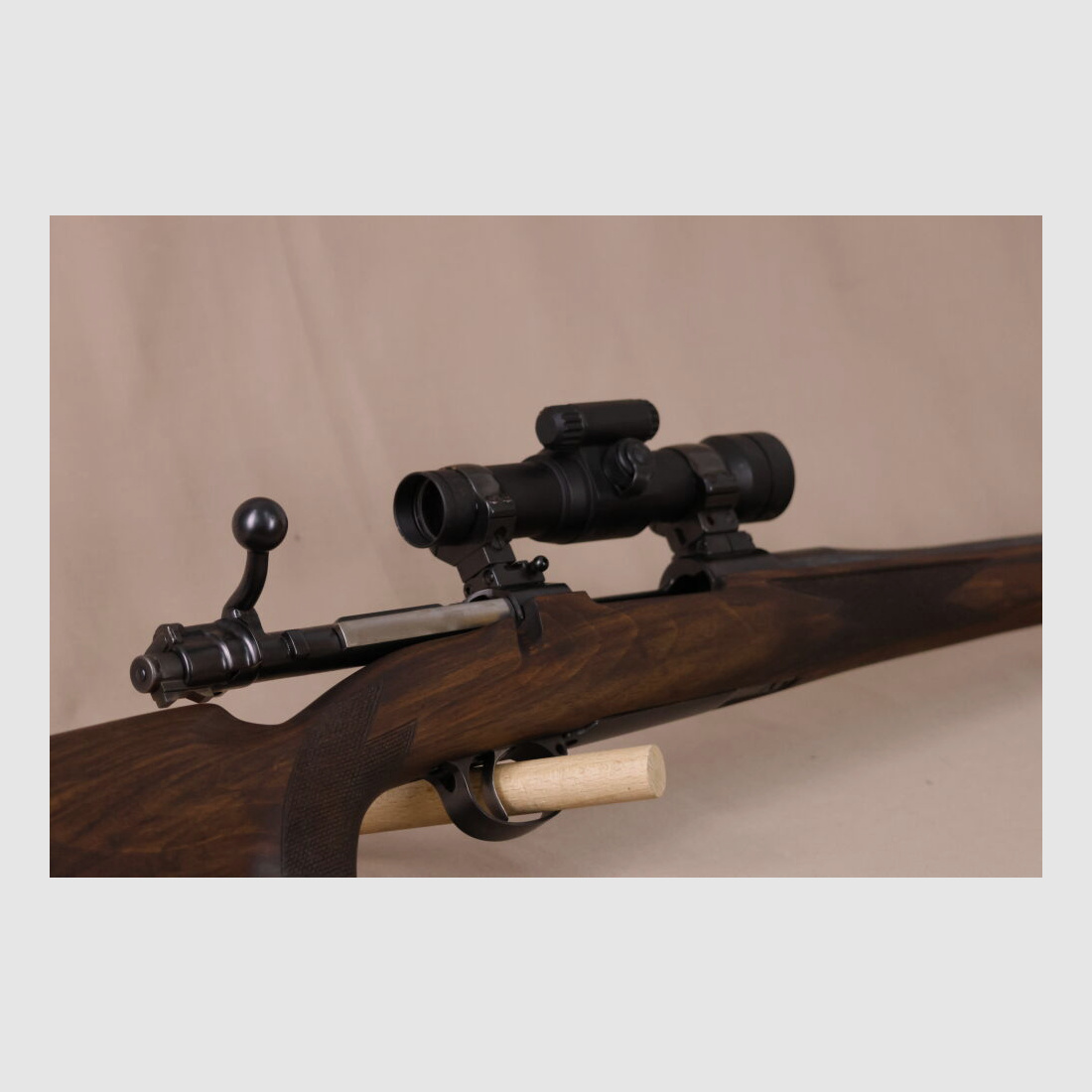 Frankonia Stutzen M98 // Sistema DWM // Aimpoint // senza mirini aperti