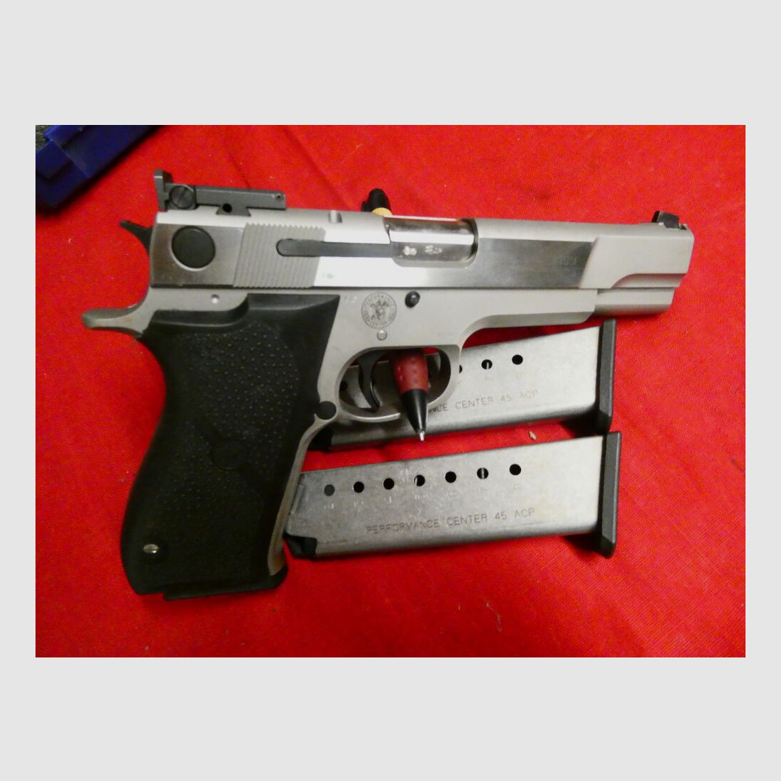 Smith & Wesson - Performance Center .45 Target Champion
