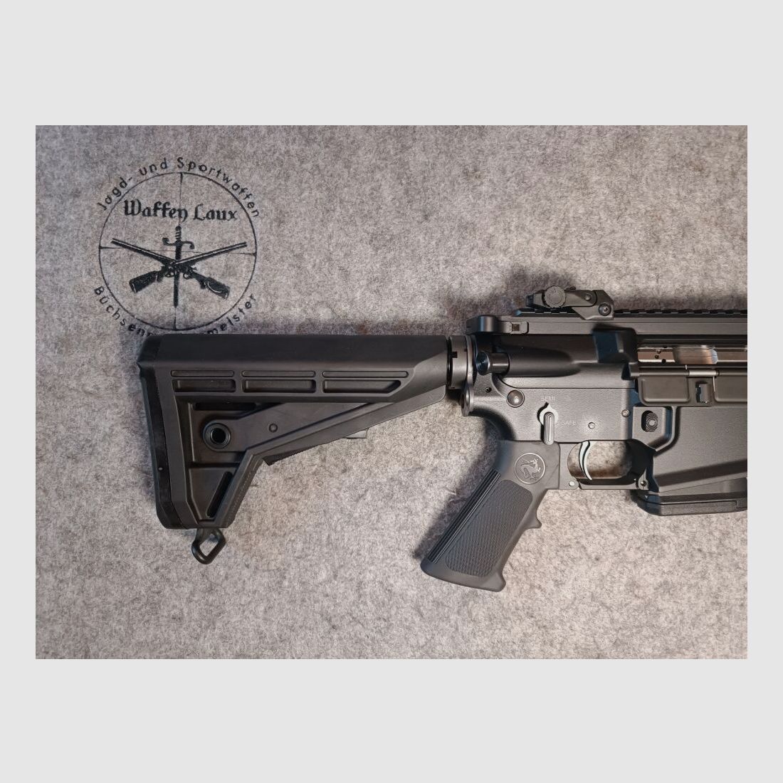 C.G. Haenel CR223 zwart met 16,75" met Oberland Arms kolf