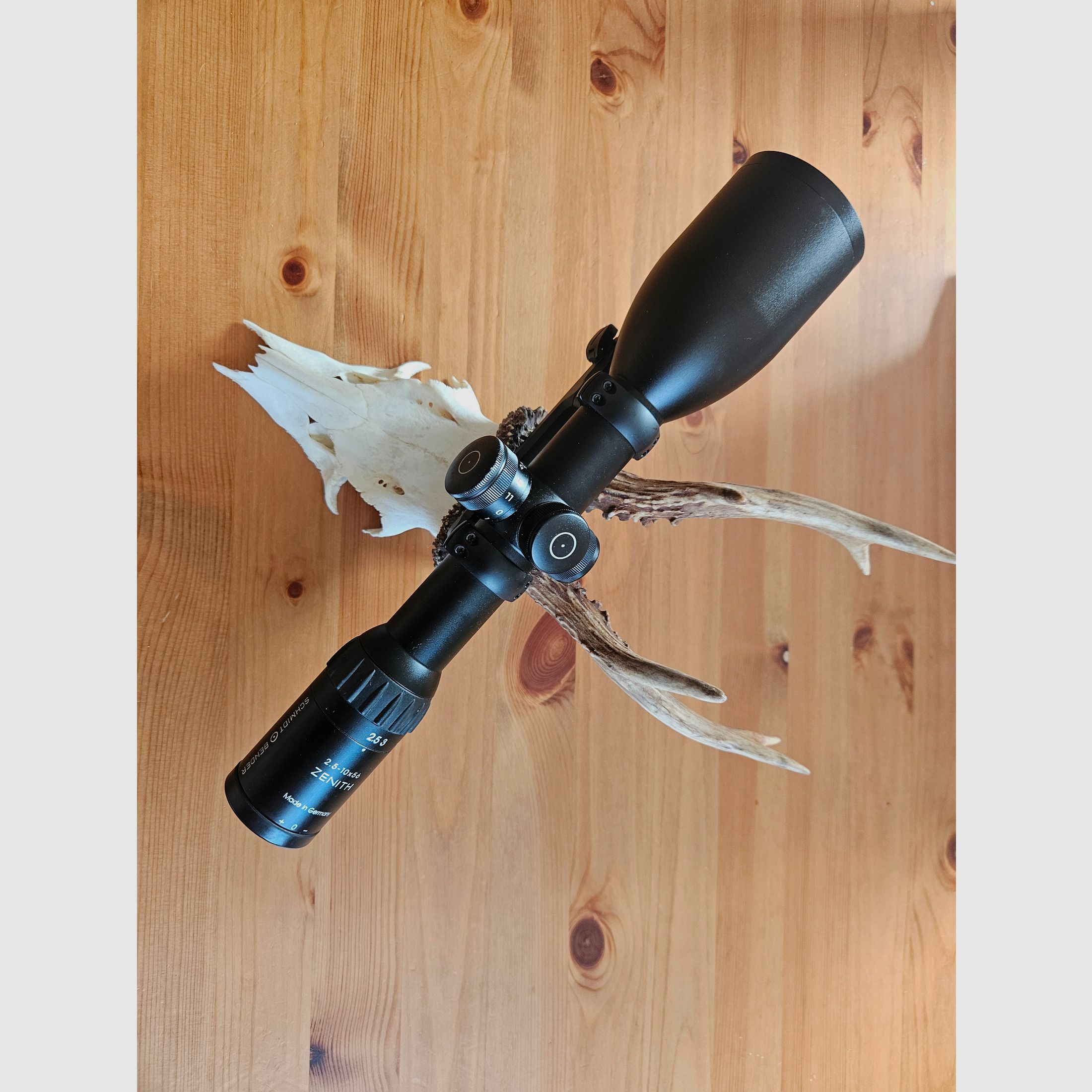 Schmidt und Bender Zenith 2,5-10x56 Blaser Sattelmontage