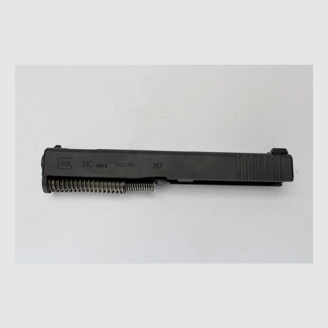 Pistola Glock 22 Gen 4 con sistema intercambiabile Glock 31C Gen 4 .40S&W .357 SIG