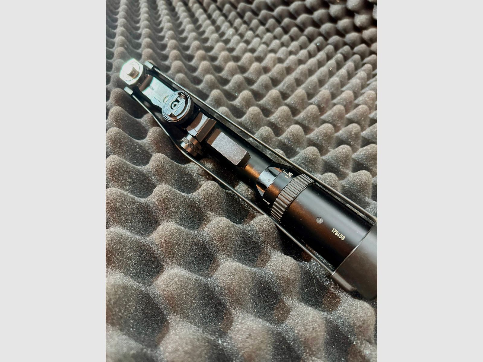 Schmidt & Bender 1.25-4 x20, reticle 4 in 1. Image plane, outer rail