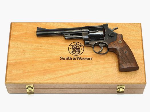 Smith & Wesson 29 Classic Series 44 Magnum