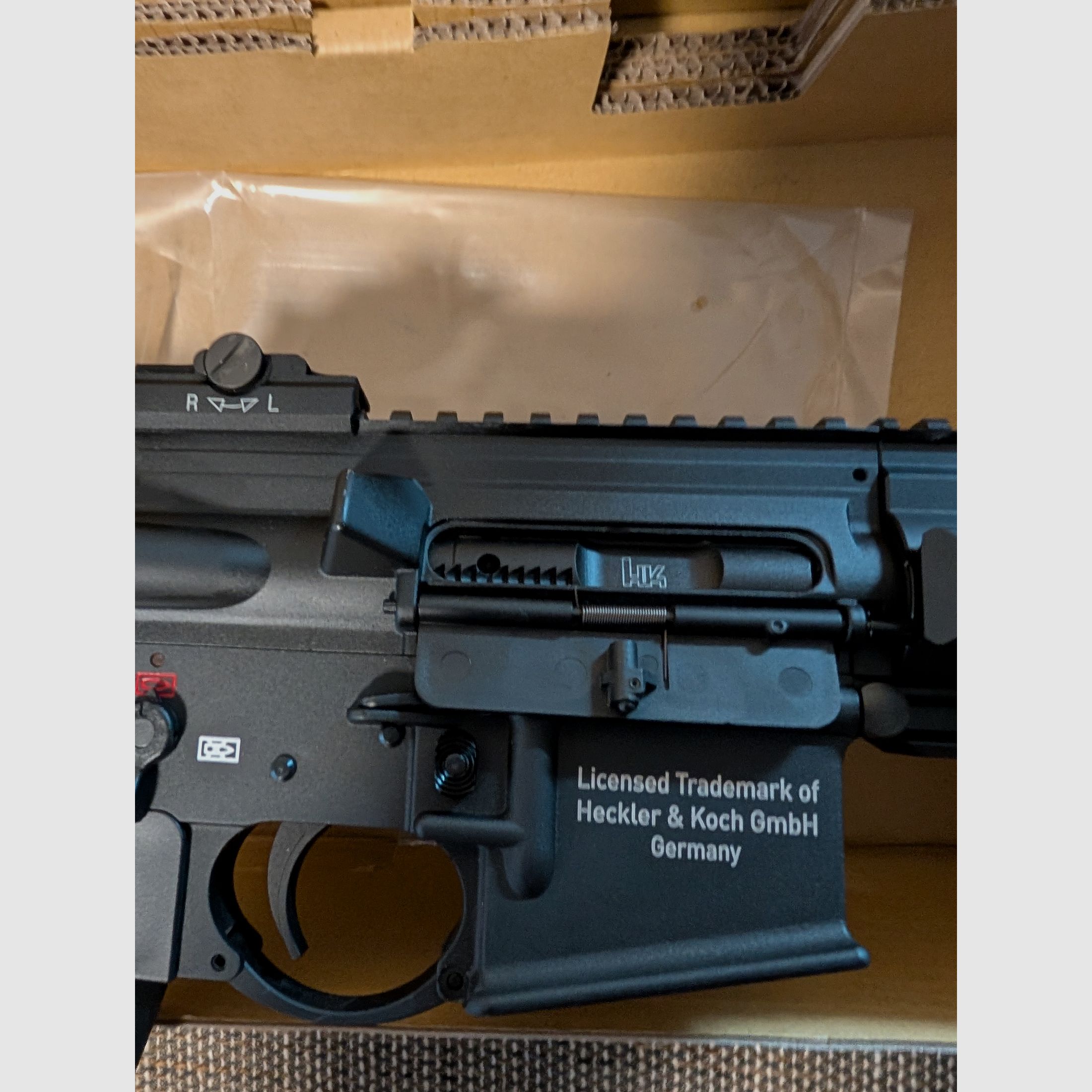 Heckler & Koch HK416 Softair – 1,6 Joule – Gaz Blow Back – avec accessoires