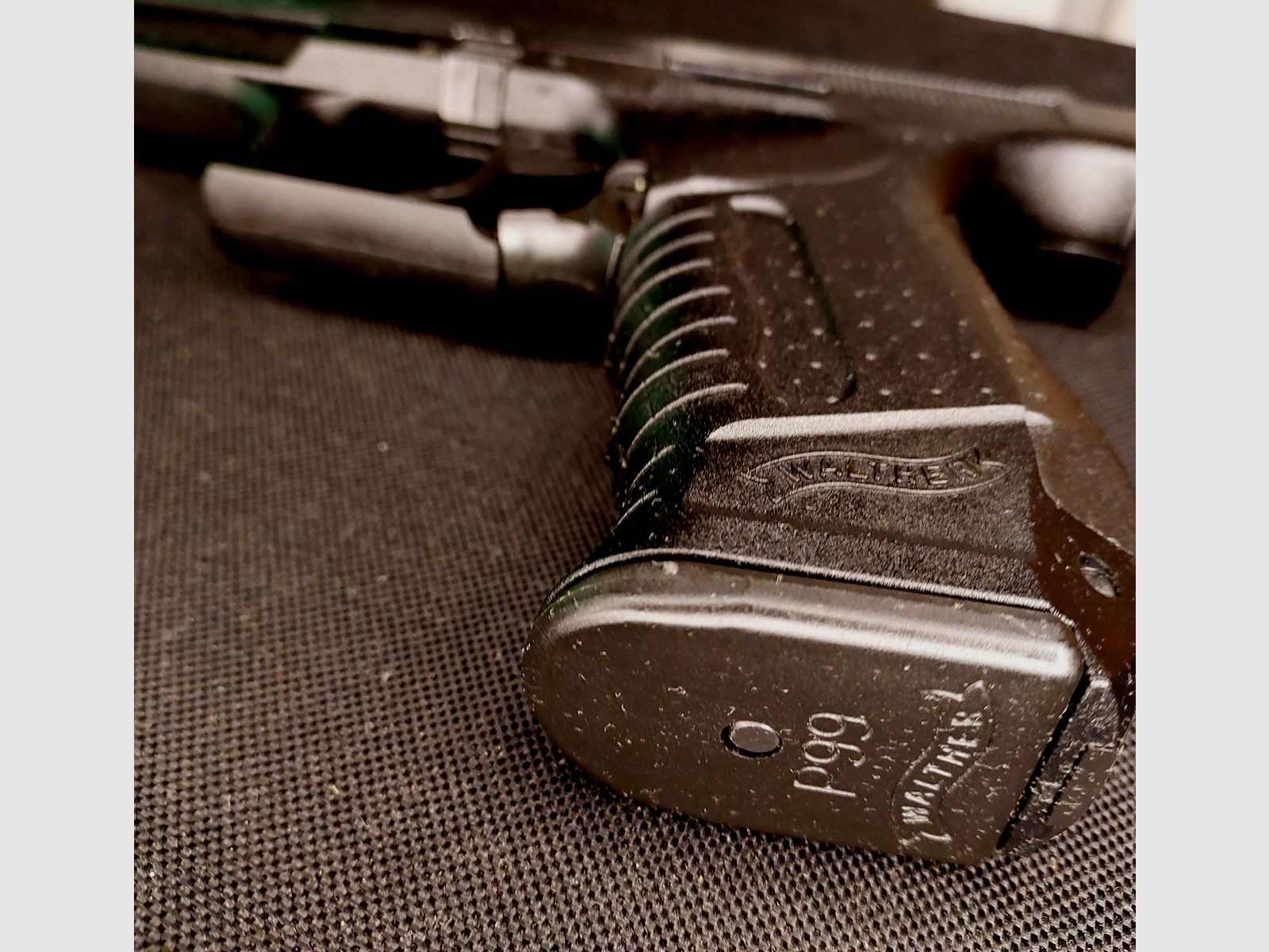 Walther P99 blank firing pistol 9mm P.A.K. (PTB 762) P 99 new.