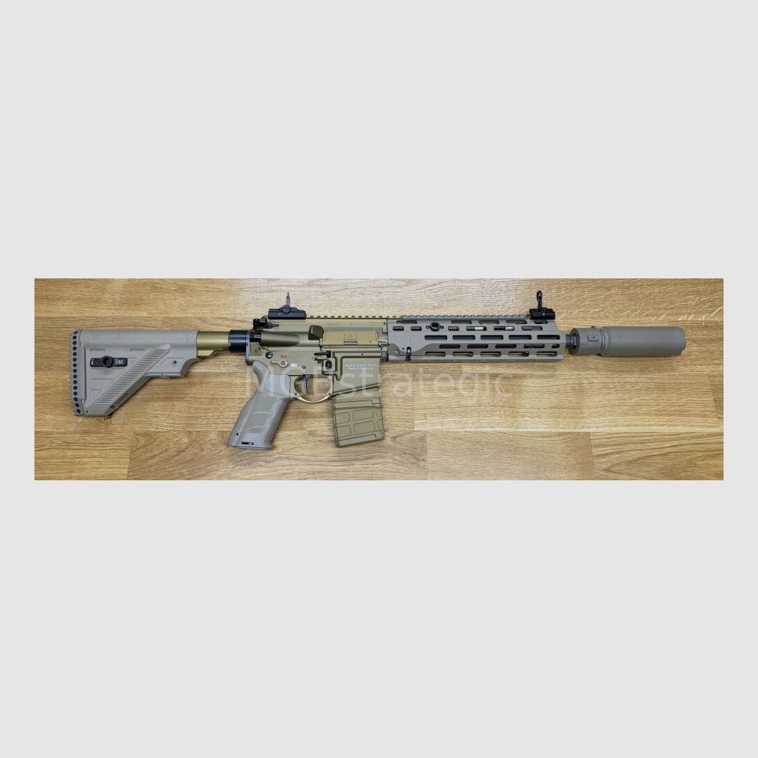 Heckler & Koch MR223 A3 Slim-Line 11" Lauf - halbautom. Büchse .223Rem MGBs Sondermodell FDE Edition inkl. Schalldämpfer ASE UTRA Dual 556-Short-QM2 Gen2 Cerakote FDE - zivile Version HK416 / G95K / G38 G95A1 / G95KA1 / mit Upgrades