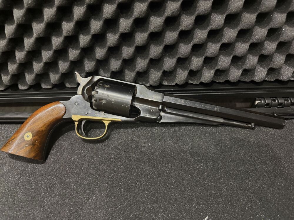 Hege-Uberti 1858 New Army