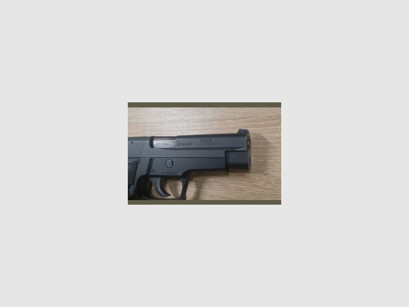 Sig Sauer P226 Kal. 9 mm Para 1983, Bild 6 von 13