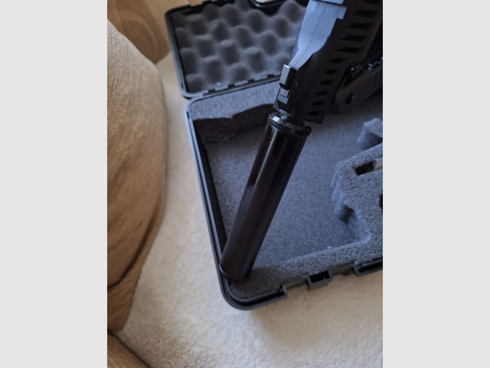 Zoraki Luftpistole 4,5mm mit Schalldämpfer 