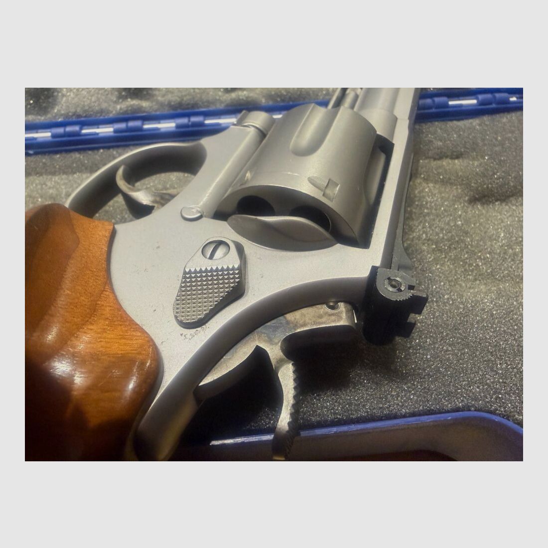 Smith & Wesson 686 Target Champion