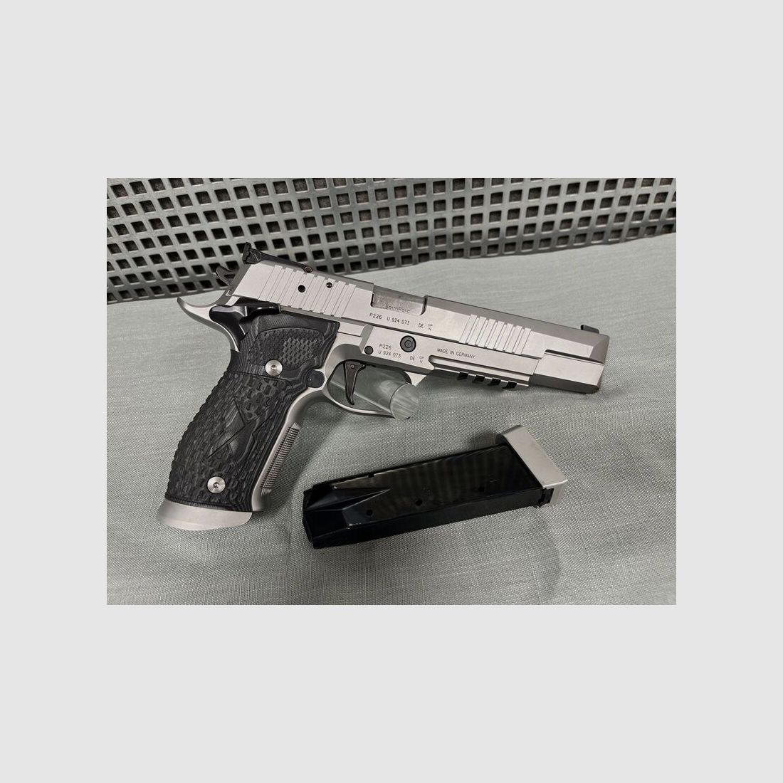 Sig Sauer P226 X-Six Supermatch