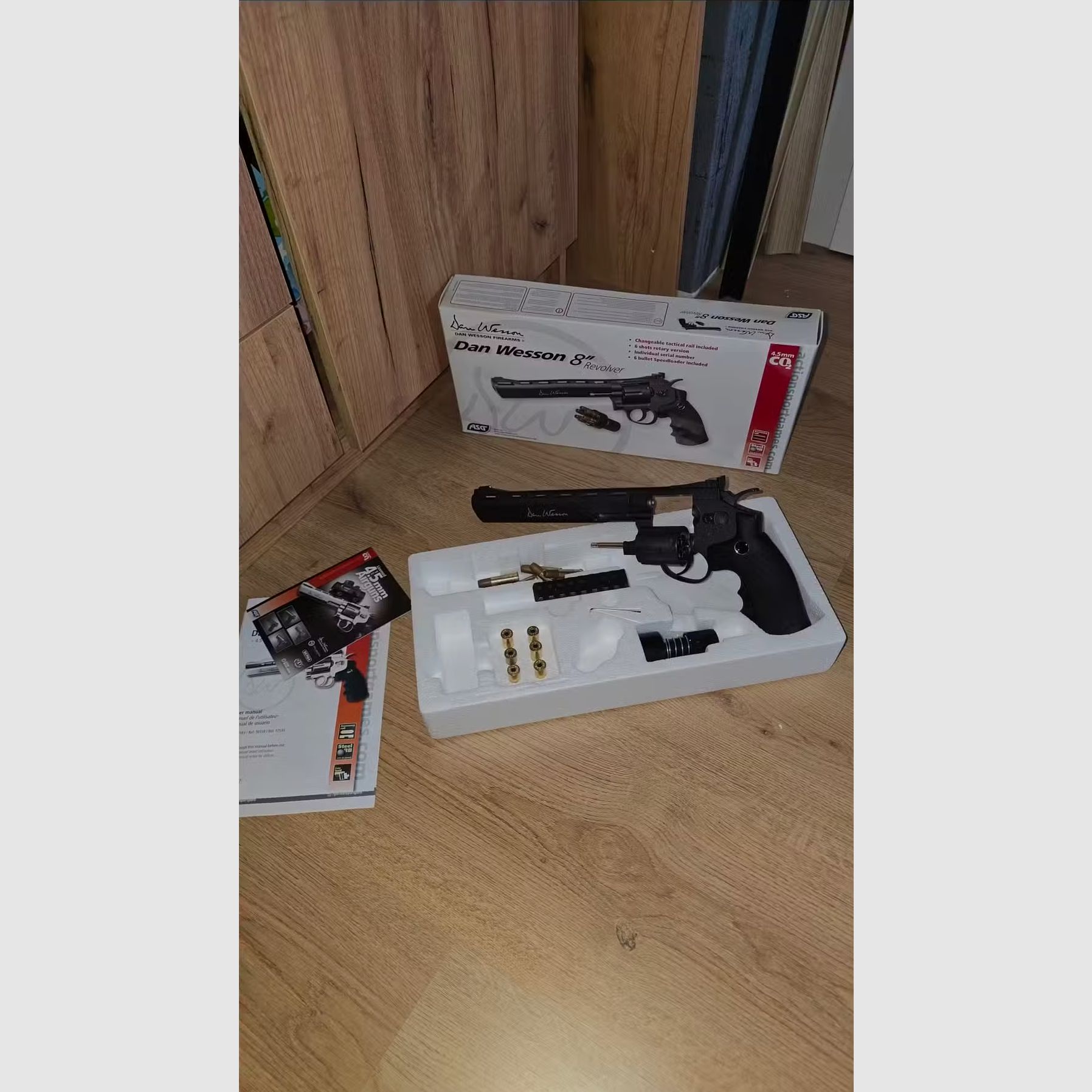 ASG Dan Wesson 8 Zoll 4,5mm CO2 Revolver