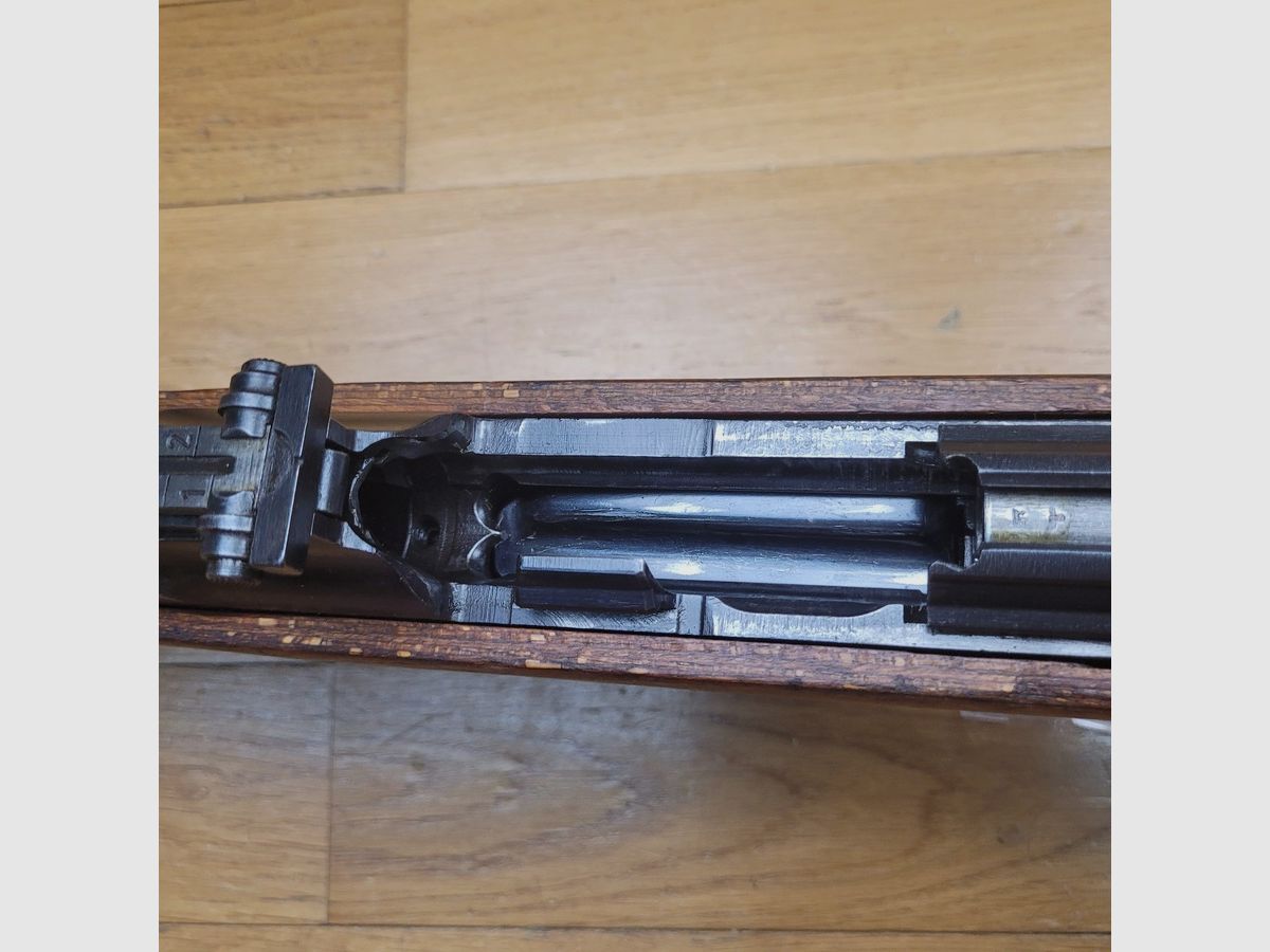 RARISSIME y excelente rifle G41(W) – Primer rifle semiautomático alemán de la WWII – completamente coincidente – calibre original 8x57IS – diez disparos – Sistema Bang – Cerrojo de rodillo – La potencia de fuego made in Germany – ¡Pieza excepcional digna de un museo!, imagen 43 de 44
