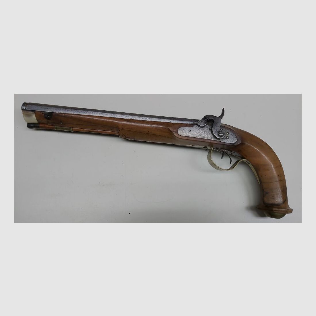 F.C. Nabholt in Regensburg double-barreled percussion pistol