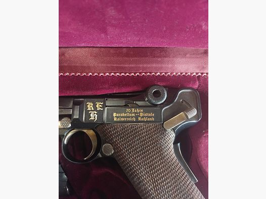 Mauser 08, speciale editie 70 jaar Parabellum, Keizerrijk, met gouden inleg.