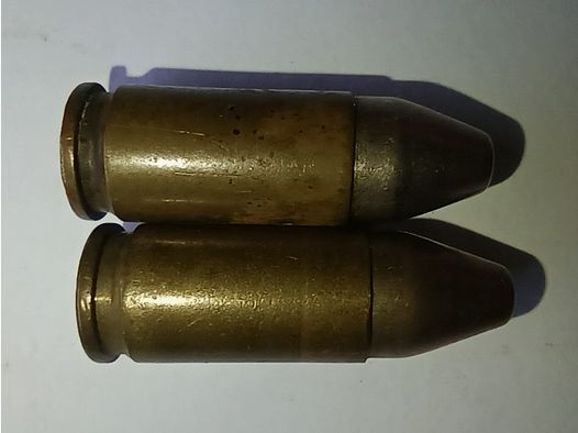 2 Patr. 9mm Para. 1910 & 12. DWM. mit Original KS. Geschoss.