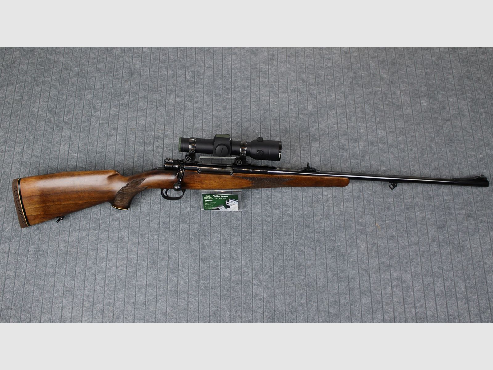 Akah 98er (Mauser) .30-06SPR. Aimpoint Hunter, Timney