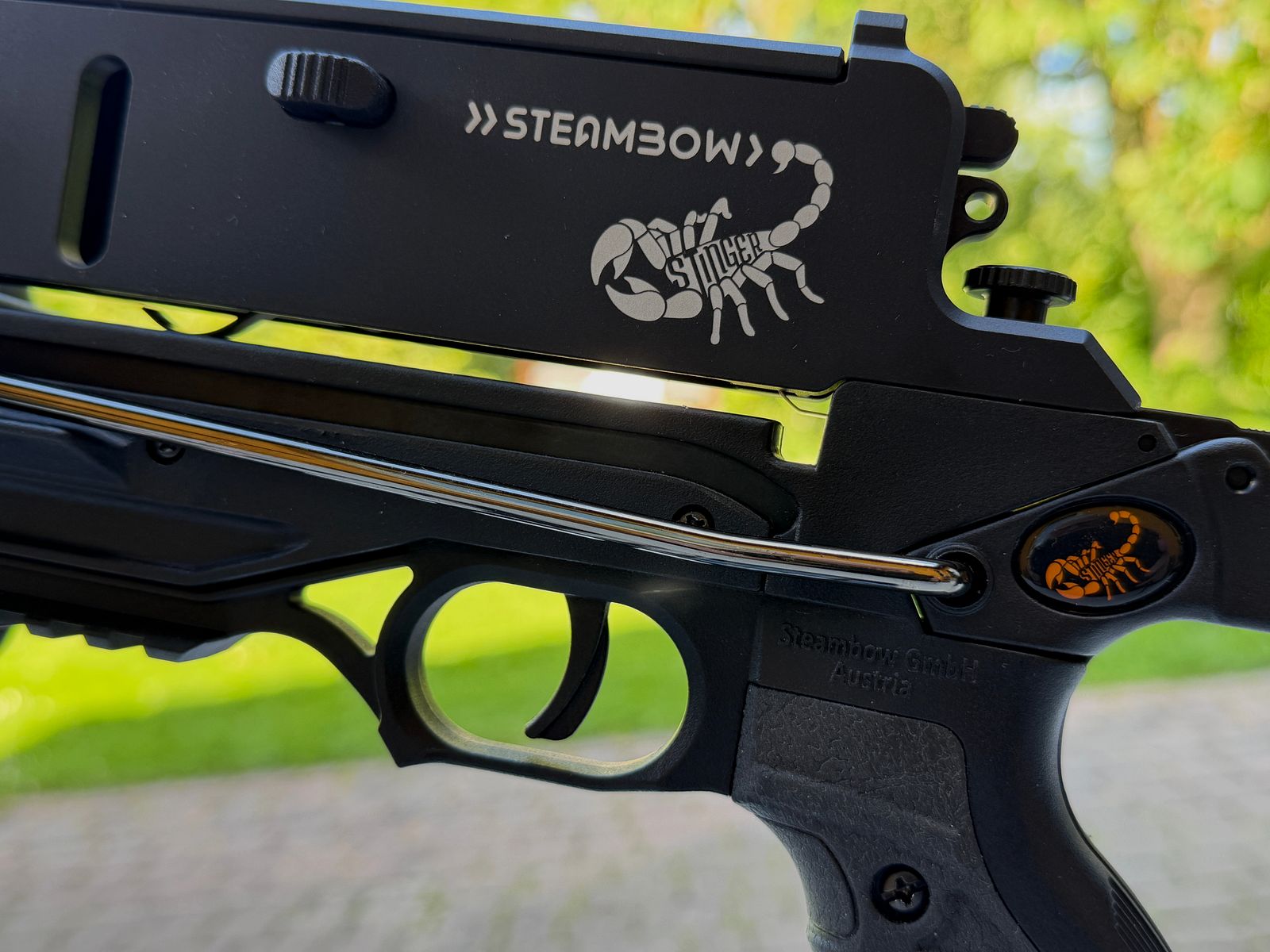 AR-6 Stinger II mit Metallmagazin
