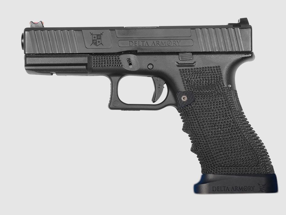 P04 GBB Airsoft Pistole mit Grip Stippling in Schwarz | Delta Armory