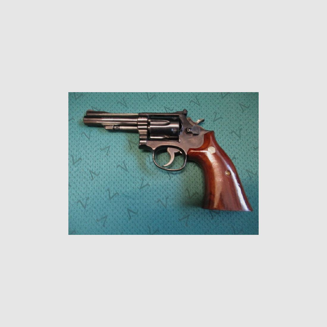 Revolver Smith & Wesson Modell 18 4 Zoll .22lr 18