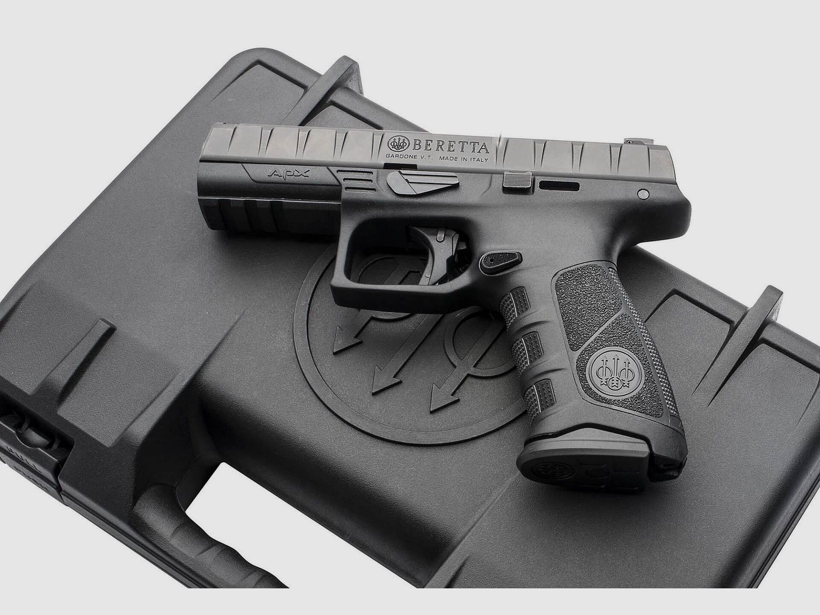 BERETTA APX CALIBER 9X21