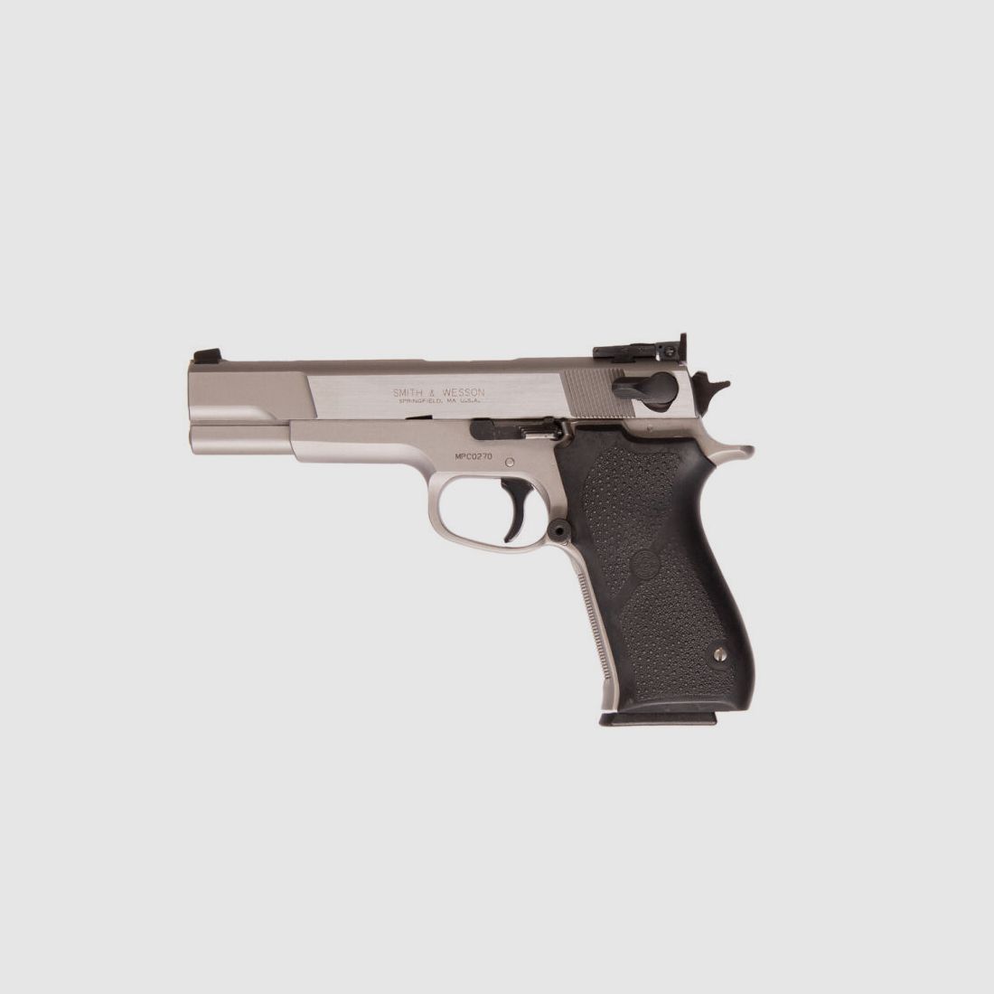 S&W 845 Performance Center