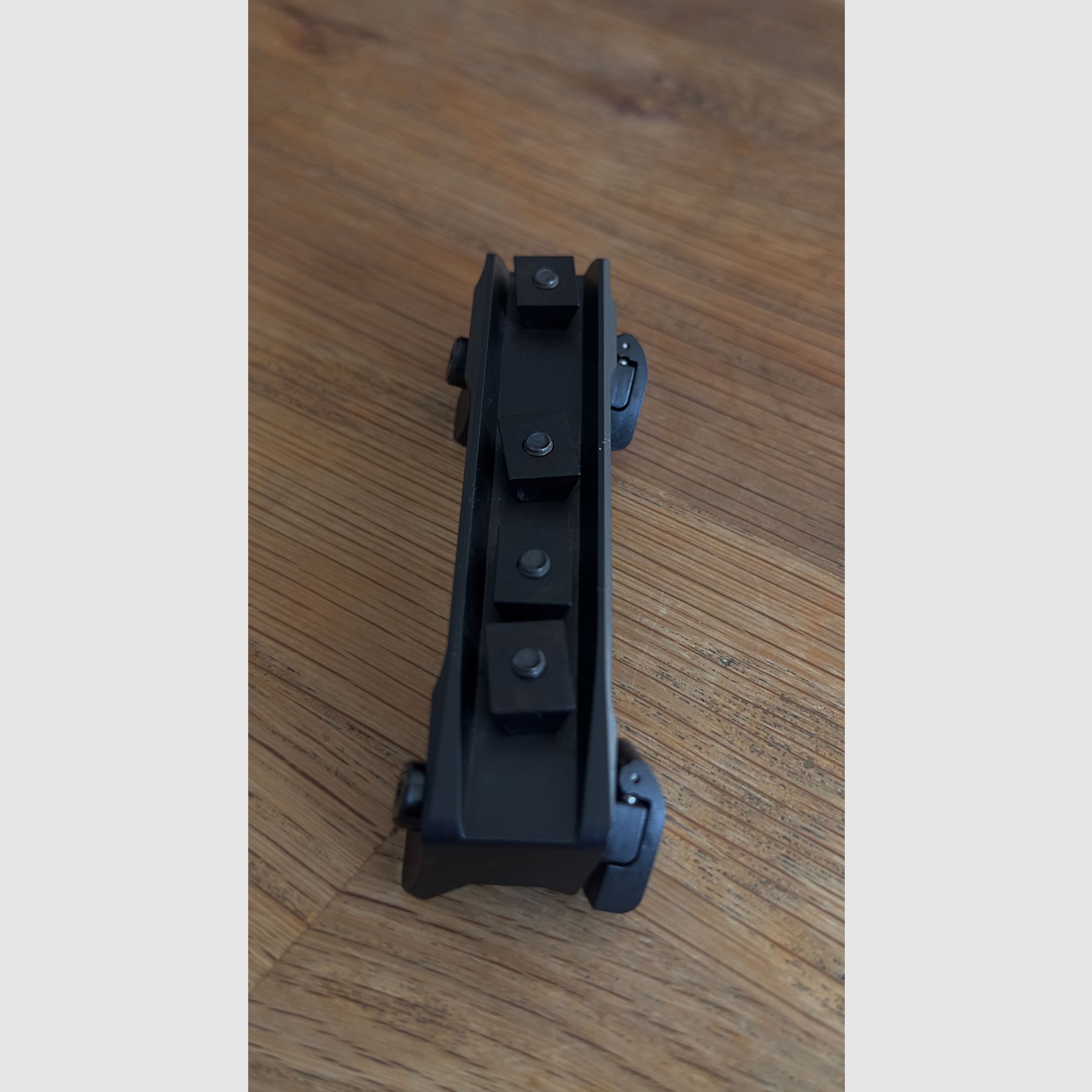 Henneberg SAMO montaż siodłowy Leica do Blaser R8