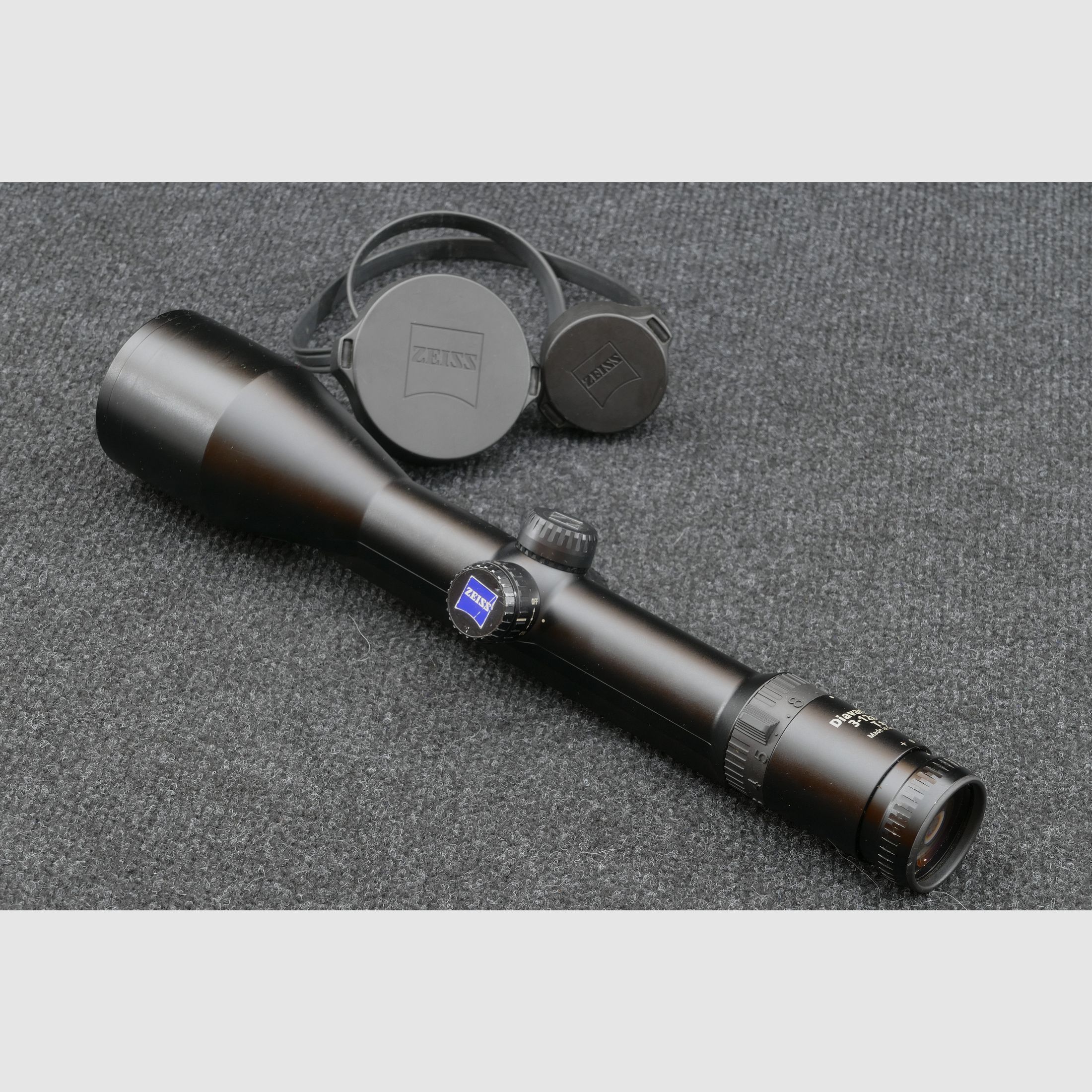 ZEISS Diavari VM 3–12x56 T* – illuminated reticle 44 / night reticle – ZEISS internal rail