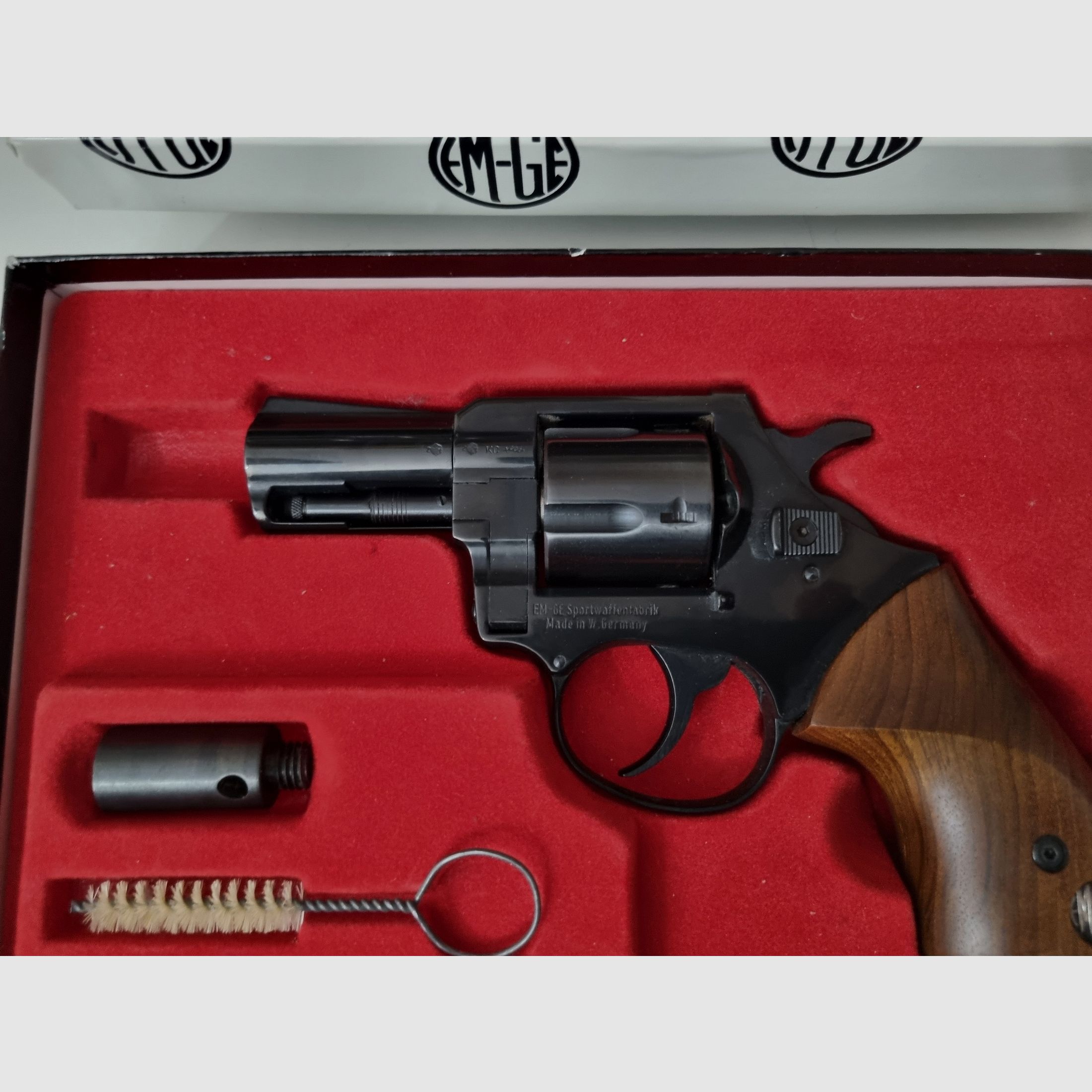 Blank firing revolver EM-GE 42 9mm bang