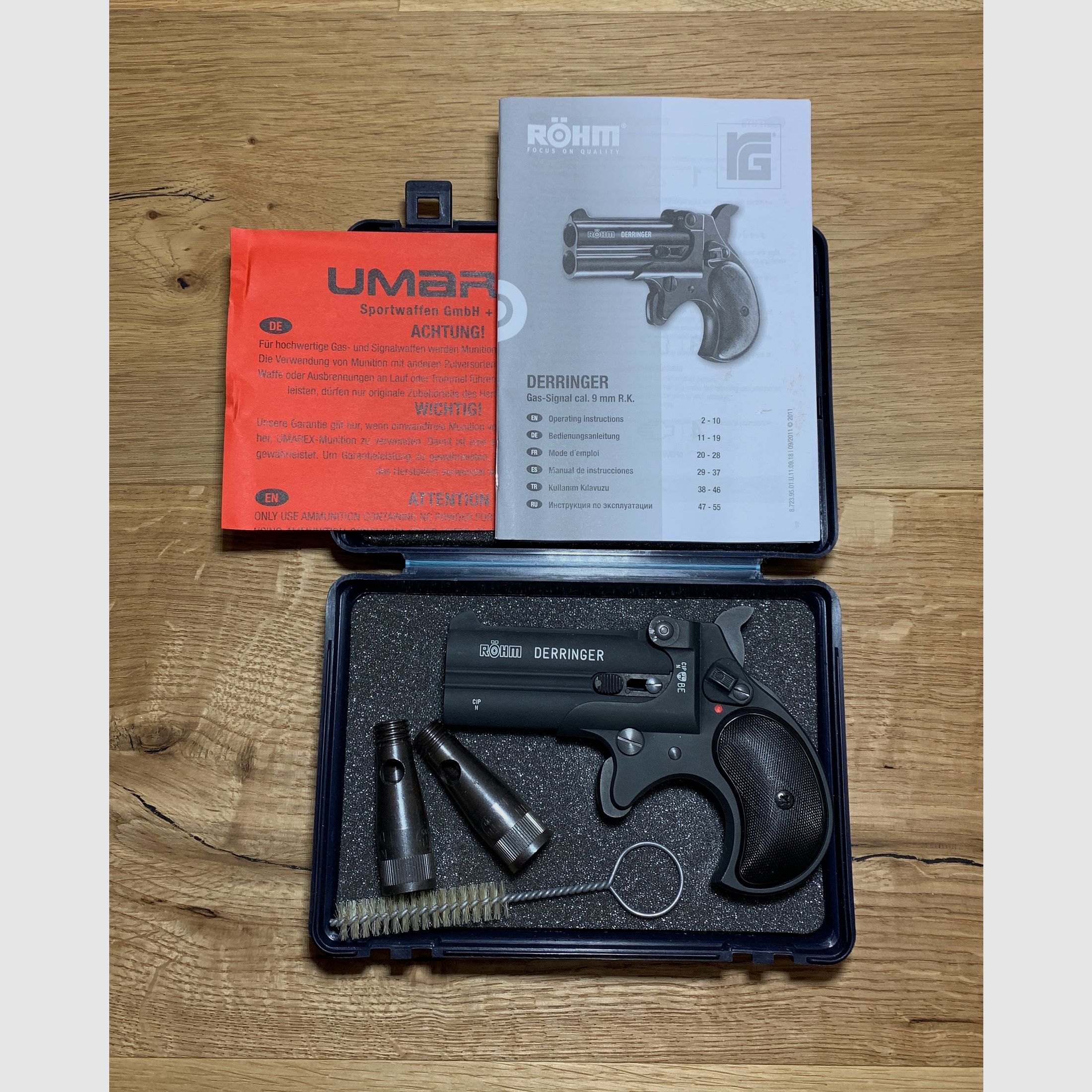 Röhm Derringer, signal pistol caliber 9mm blank