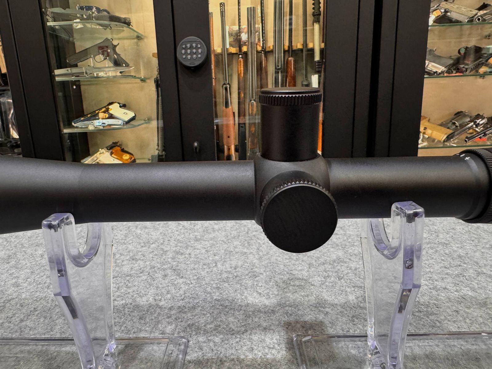 Leupold 45 x 45 mm competition Target dot, image 5 of 7