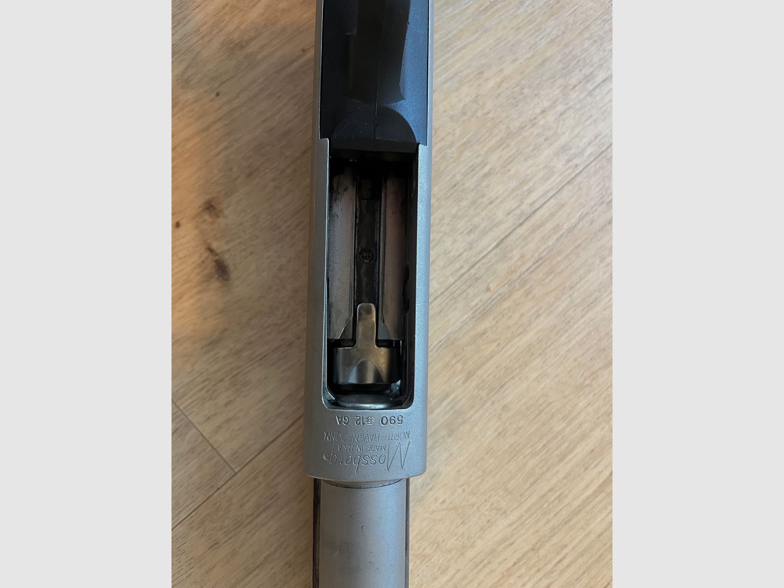 Vorderschaftrepetierflinte Mossberg 590 Mariner 12/76