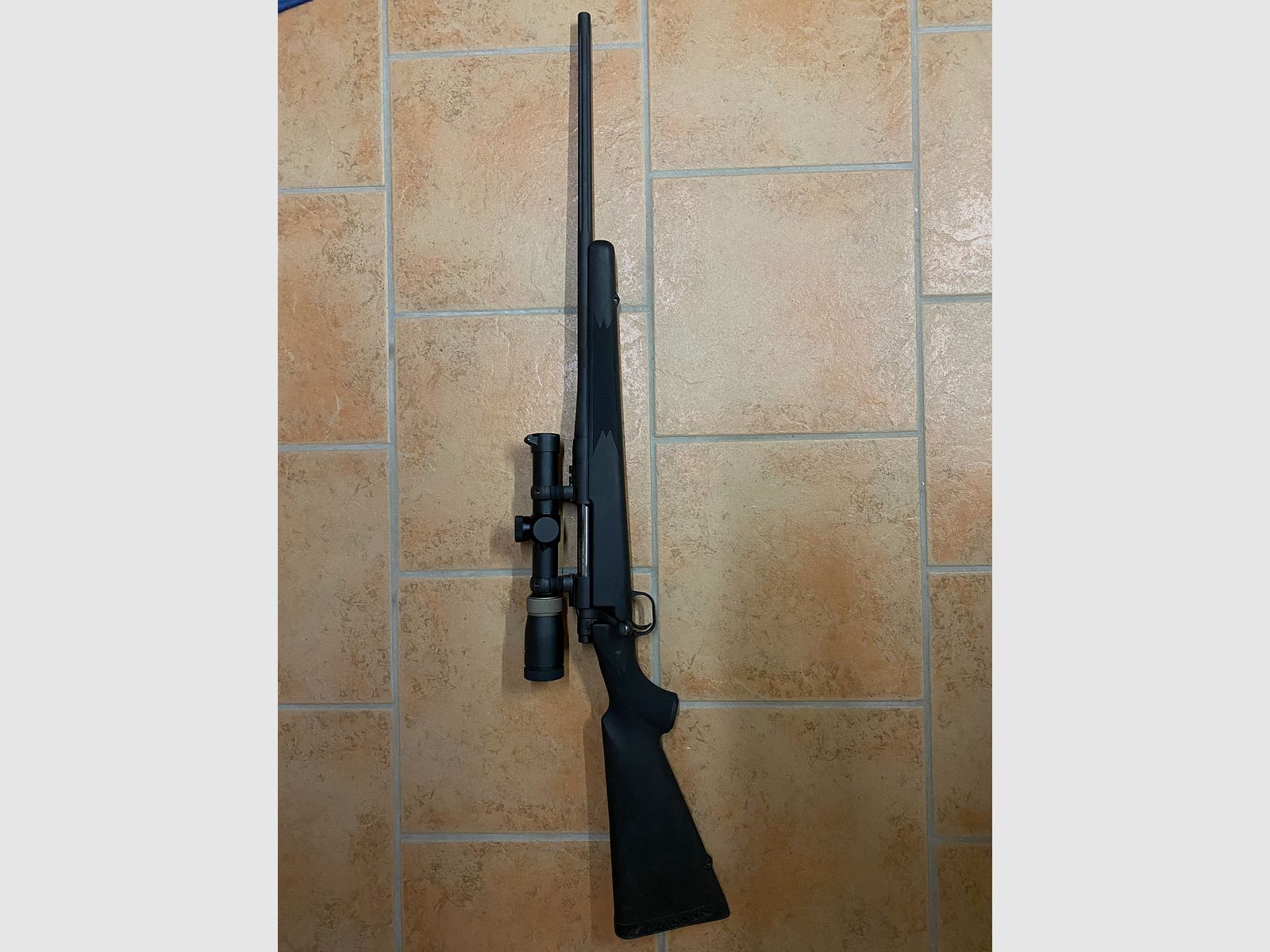 Mossberg ATR-100 .30-06spr Dörr Milan XP 4i 1-6x24mm Abs. 4A